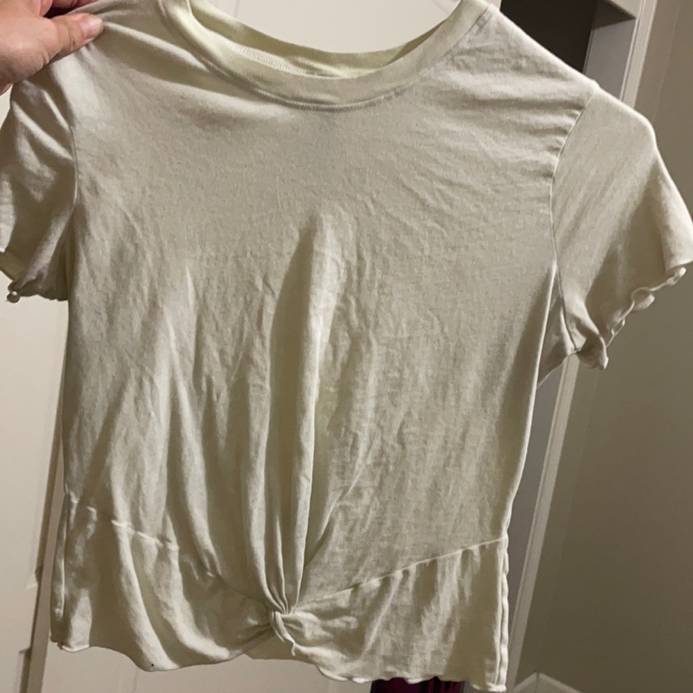 Women’s Small Light Yellow Cropped Workout Shirt